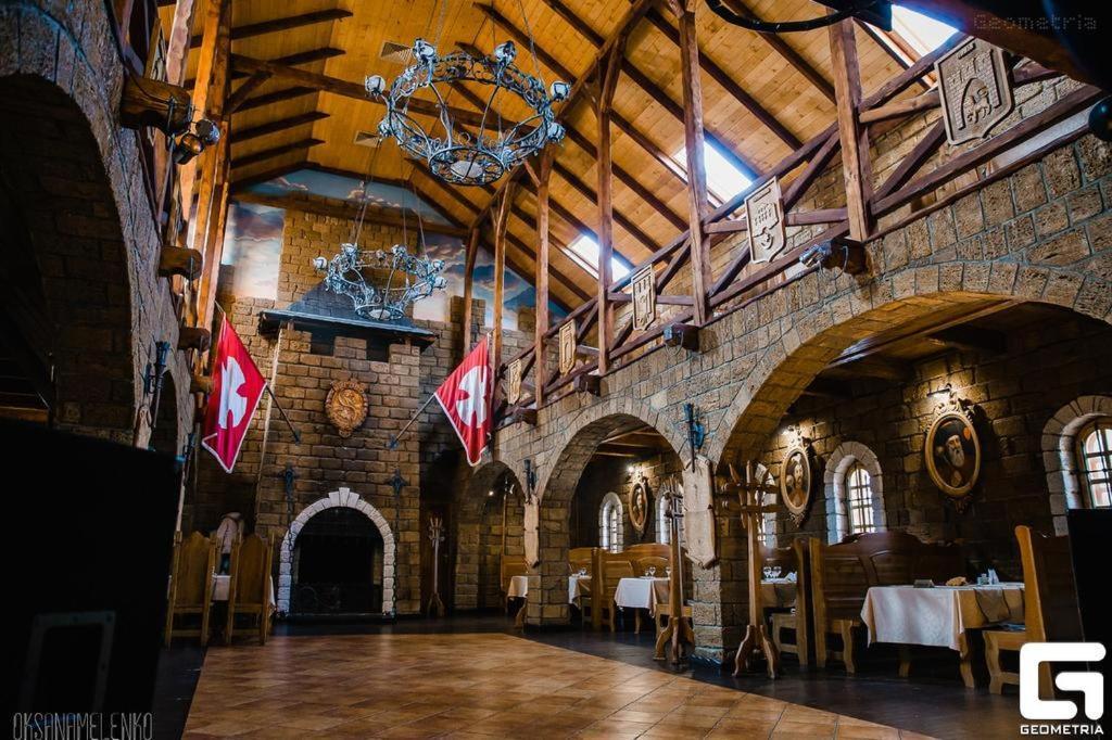 Hotel Норіс Migowo Zewnętrze zdjęcie
