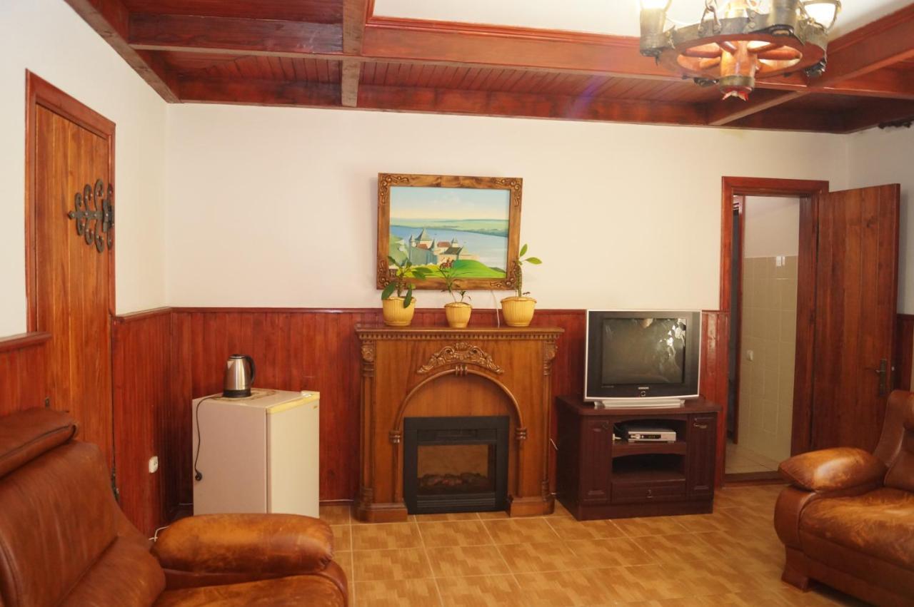 Hotel Норіс Migowo Zewnętrze zdjęcie