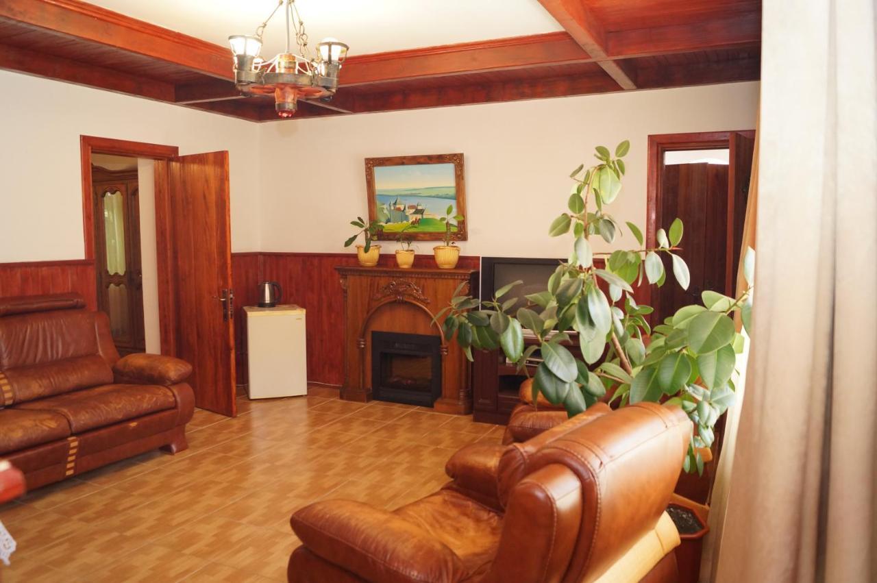 Hotel Норіс Migowo Zewnętrze zdjęcie